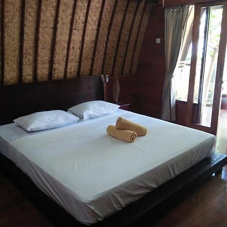 Gili Smile Bungalow Τζίλι Τραγουανγκάν Εξωτερικό φωτογραφία