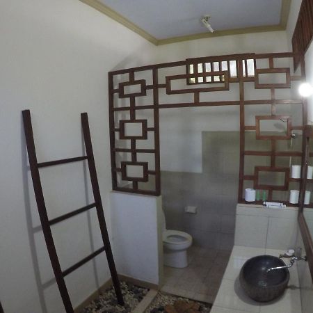 Gili Smile Bungalow Τζίλι Τραγουανγκάν Εξωτερικό φωτογραφία