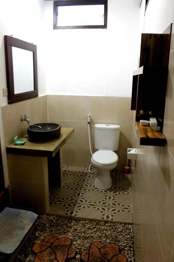 Gili Smile Bungalow Τζίλι Τραγουανγκάν Εξωτερικό φωτογραφία