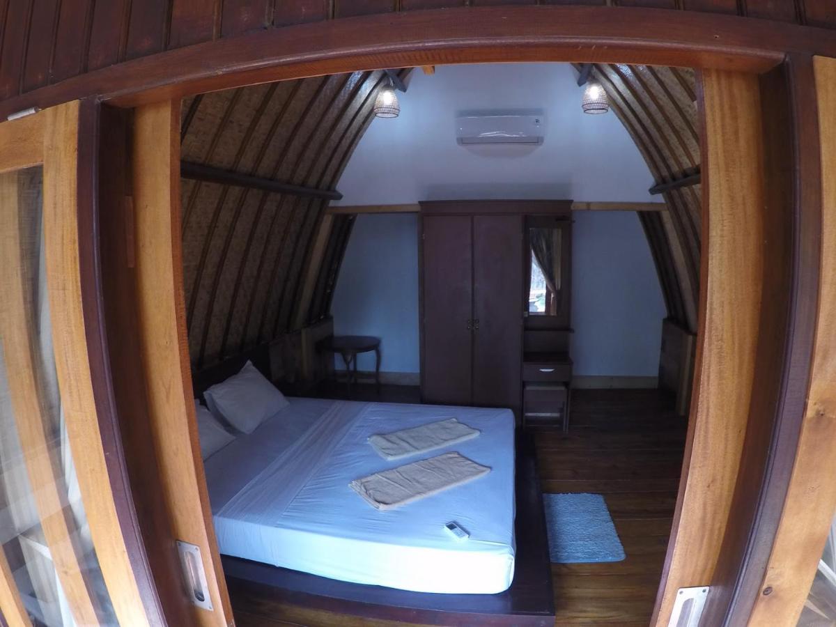 Gili Smile Bungalow Τζίλι Τραγουανγκάν Εξωτερικό φωτογραφία
