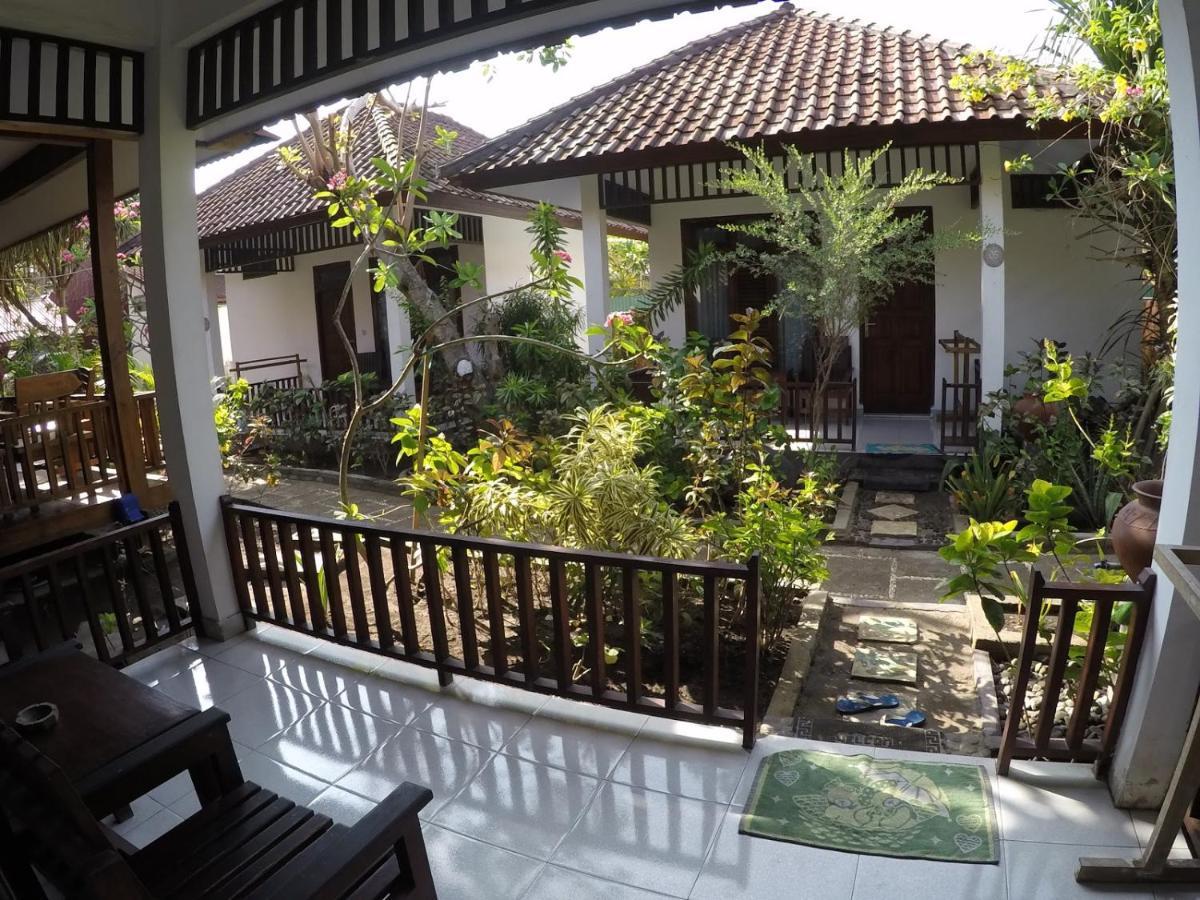 Gili Smile Bungalow Τζίλι Τραγουανγκάν Εξωτερικό φωτογραφία