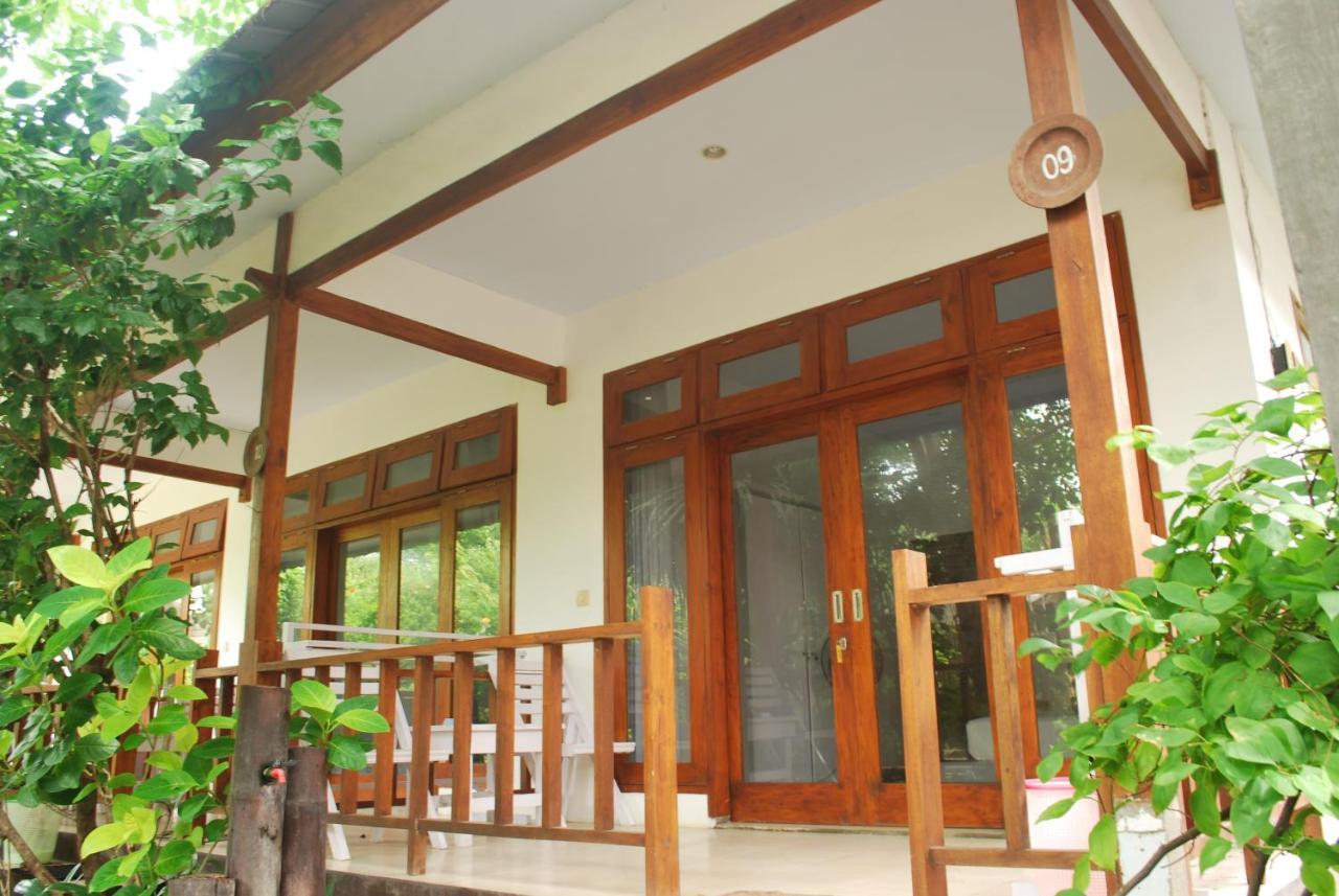 Gili Smile Bungalow Τζίλι Τραγουανγκάν Εξωτερικό φωτογραφία