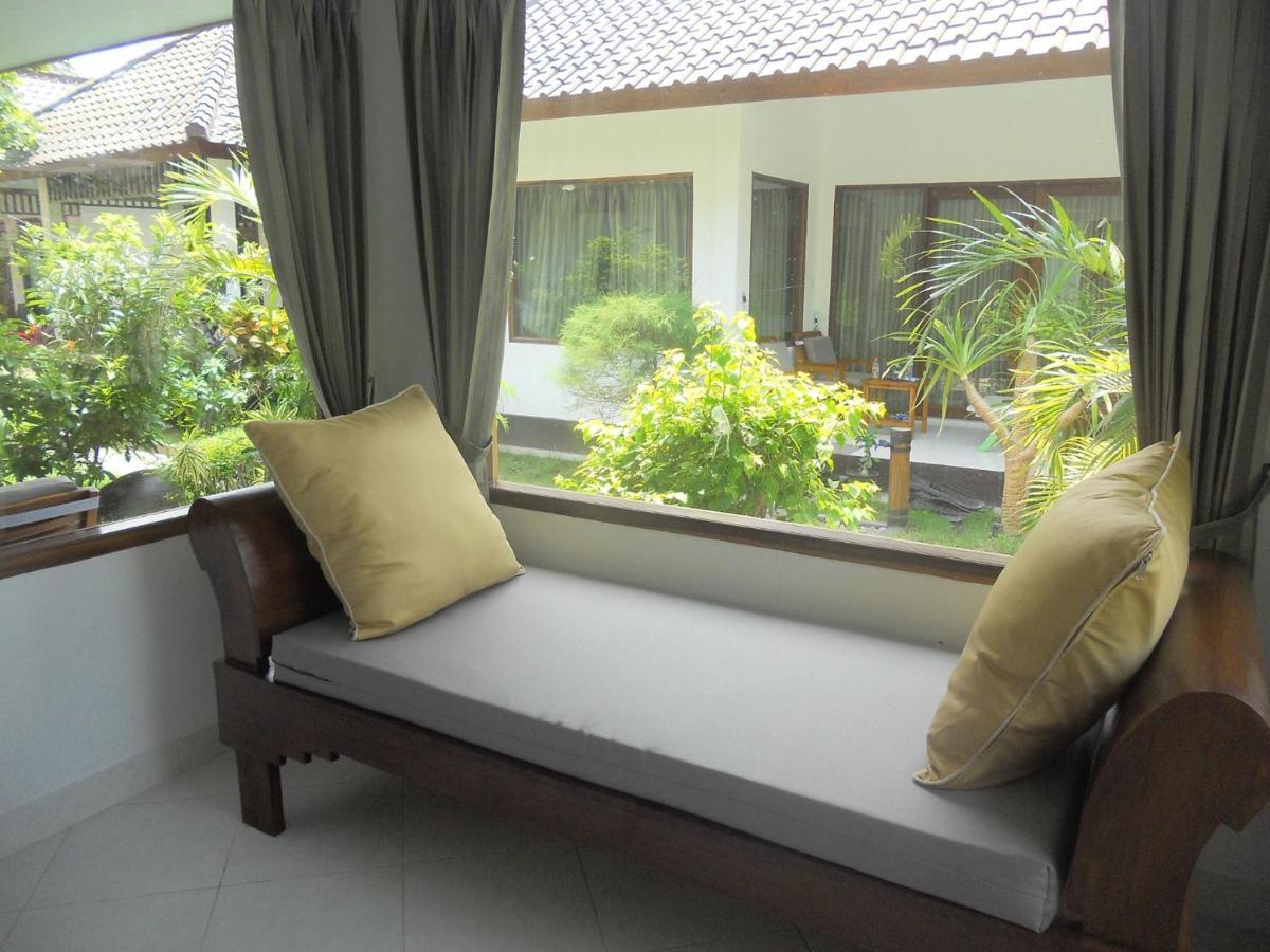 Gili Smile Bungalow Τζίλι Τραγουανγκάν Εξωτερικό φωτογραφία