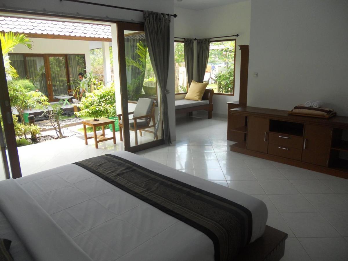 Gili Smile Bungalow Τζίλι Τραγουανγκάν Εξωτερικό φωτογραφία